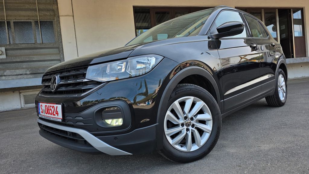 VW T-Cross 130.000 km 15.990 &euro; Stuttgart 70563