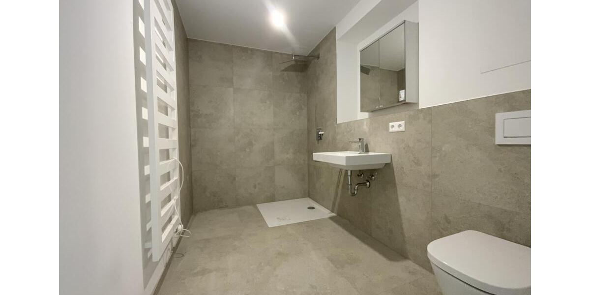 Großzügige 4-Zimmer-Neubauwohnung mit EBK und Süd-Terrasse 4 zimmer