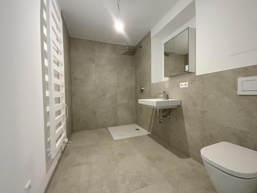 Großzügige 4-Zimmer-Neubauwohnung mit EBK und Süd-Terrasse zimmer