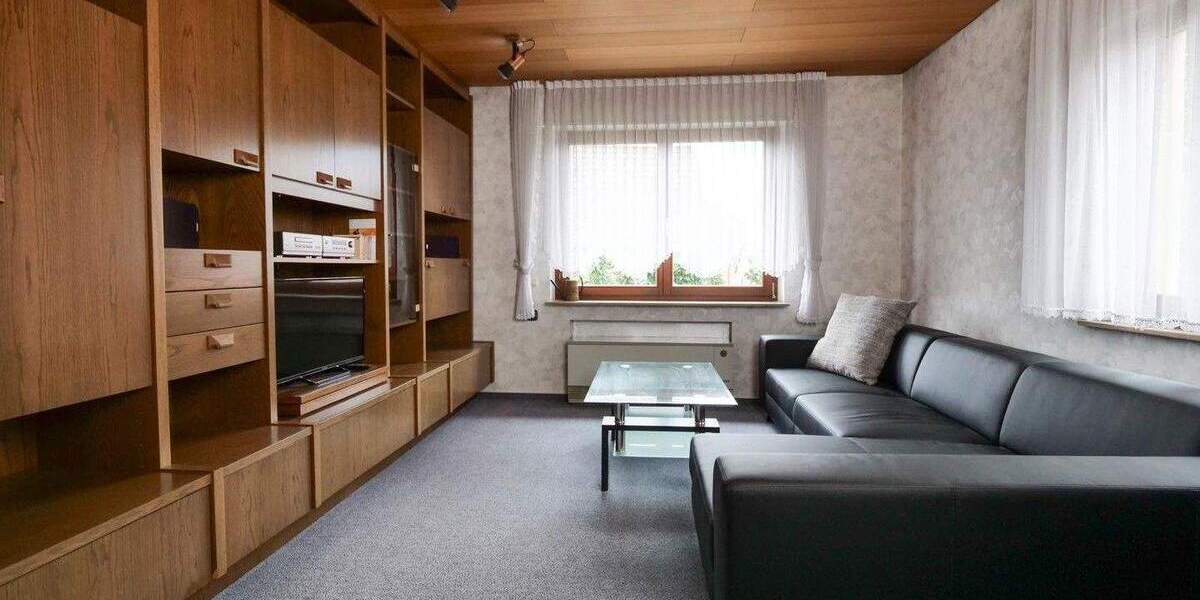Ganzes Wohn- u. Geschäftshaus zum Preis einer Wohnung! Provisionsfrei! 5 zimmer