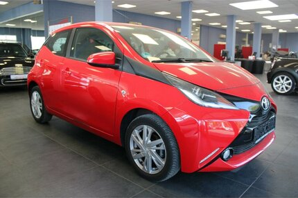 Toyota Aygo X-Play Touch