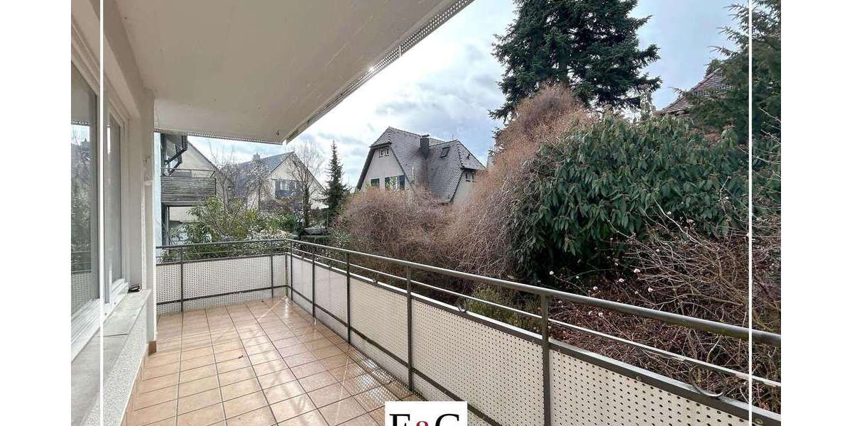 Etagenwohnung Stuttgart Degerloch - 3 Zimmer, 82 m&sup2;, 1.050&euro; | Angebot:25238287