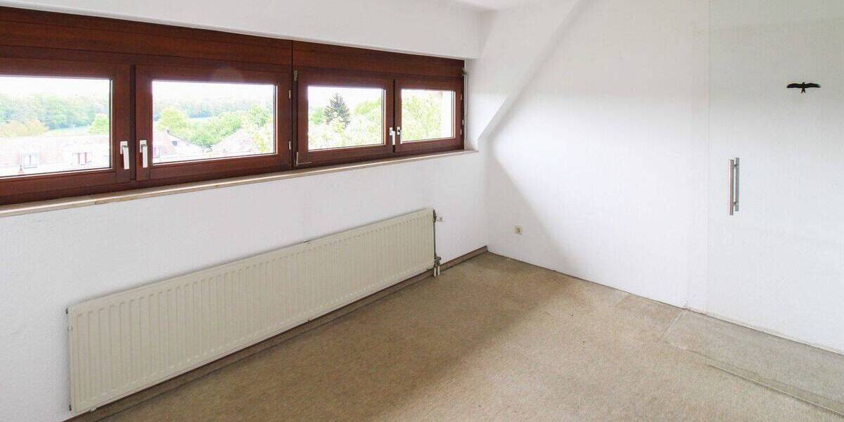 Etagenwohnung Bietigheim-Bissingen Bietigheim - 4 Zimmer, 106 m&sup2;, 299.000&euro; | Angebot:26789709