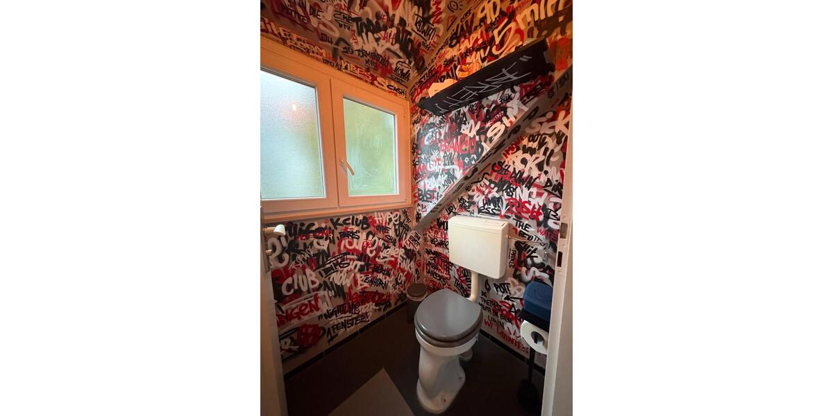 Dachgeschoßwohnung Stuttgart Degerloch - 4 Zimmer, 80 m&sup2;, 1.210&euro; | Angebot:26023510