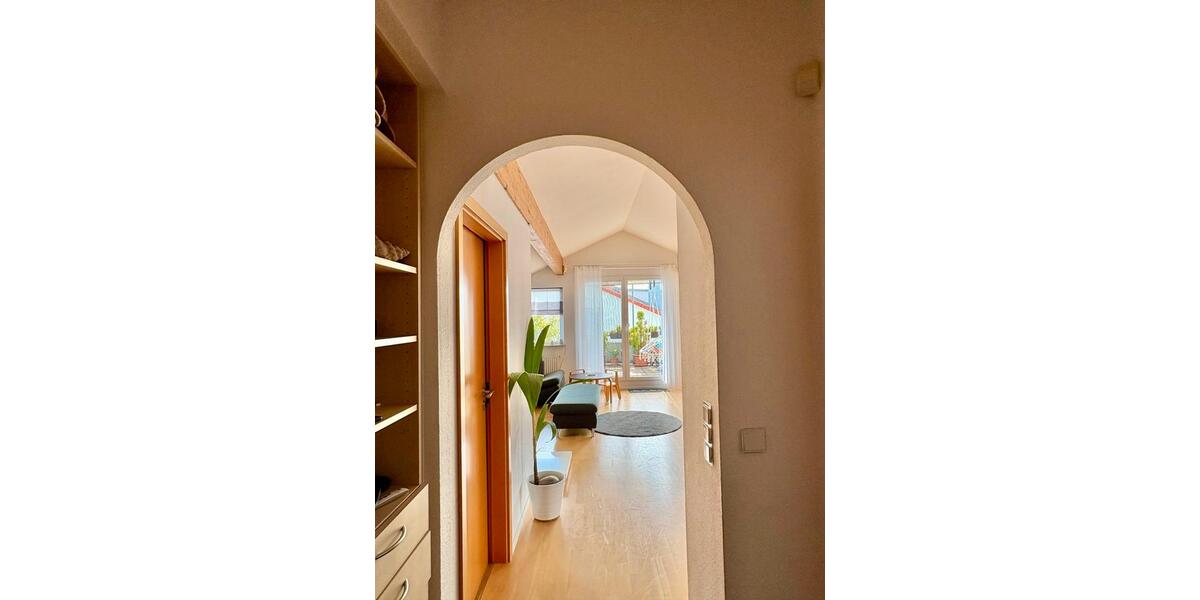 Dachgeschoßwohnung Marbach am Neckar - 5 Zimmer, 130 m&sup2;, 610.000&euro; | Angebot:27014478