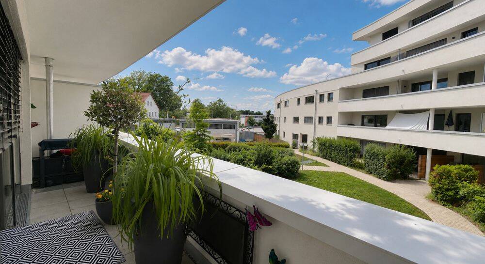 Etagenwohnung Metzingen - 3 Zimmer, 93 m&sup2;, 1.300&euro; | Angebot:26852831