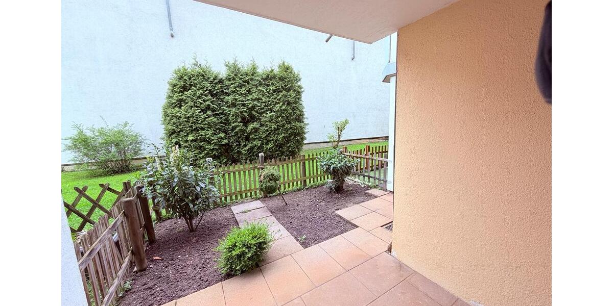 Erdgeschoßwohnung Esslingen am Neckar - 2 Zimmer, 53 m&sup2;, 850&euro; | Angebot:26301447