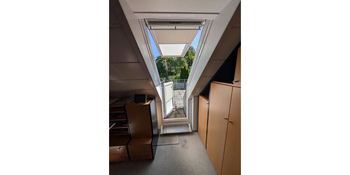 Wohnen über den Weinbergen – Stilvolle 3,5-Zimmer-Maisonette 3.5 zimmer