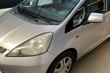 Honda Jazz 166.985 km 2.790 &euro; LEONBERG 71229