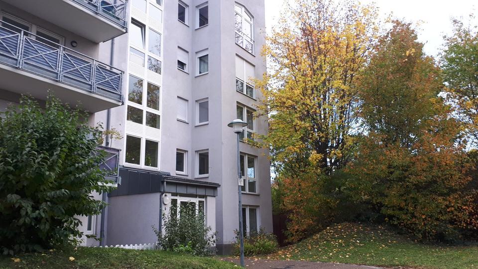 2-Zi-Whg mit Balkon Ortsrandlage Wohnen im Grünen zimmer