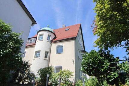 Haus Stuttgart Botnang - 9 Zimmer, 204 m&sup2;, 1.200.000&euro; | Angebot:25043366