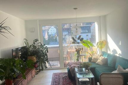 Haus Stuttgart Luginsland - 3 Zimmer, 82 m&sup2;, 1.435&euro; | Angebot:25811376