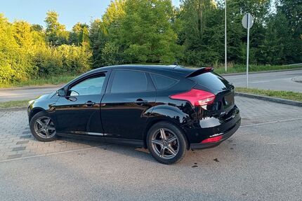 Ford Focus 132.500 km 6.200 € Großbottwar 71723