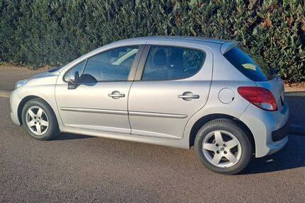 Peugeot 207 94.000 km 3.700 &euro; Möglingen 71696