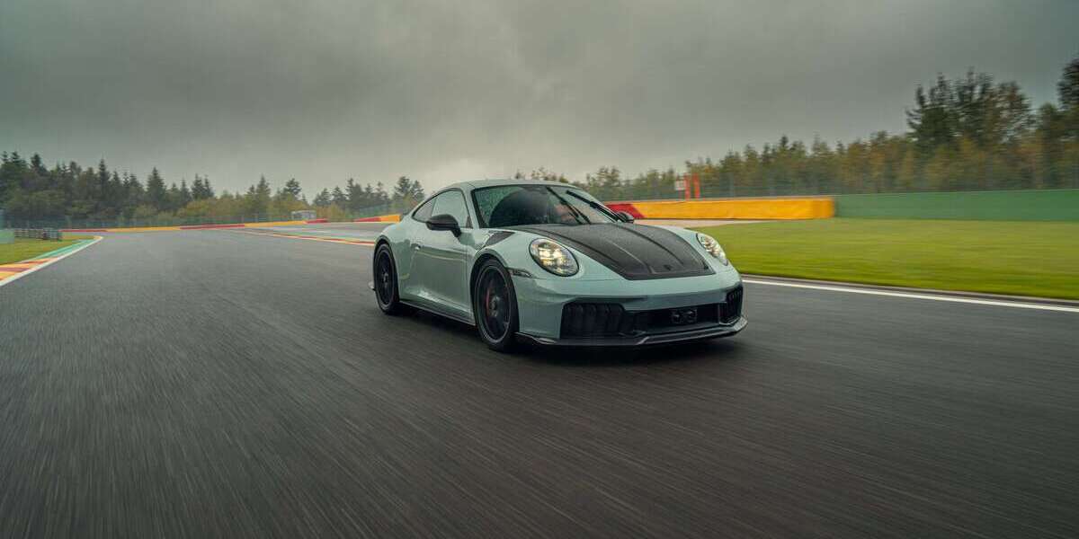 Porsche 992 3.900 km 226.100 &euro; Leonberg 71229