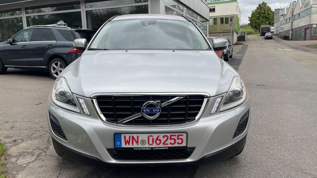 Volvo XC60 168.000 km 8.990 &euro; Marbach am Neckar 71672