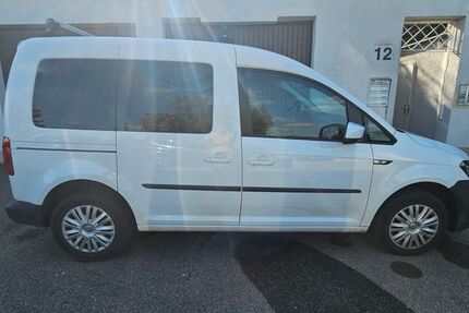 VW Caddy 140.000 km 20.990 € Stuttgart 70599