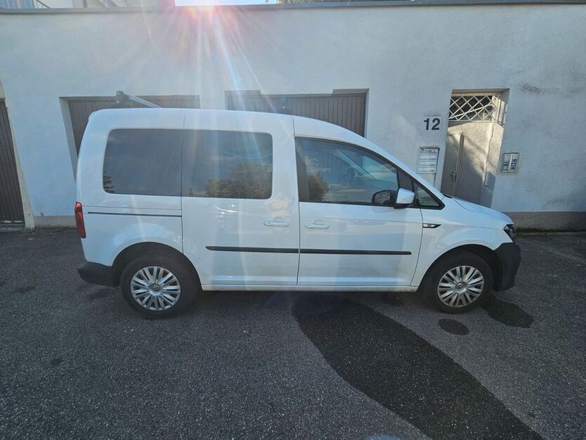 VW Caddy 140.000 km 20.990 € Stuttgart 70599