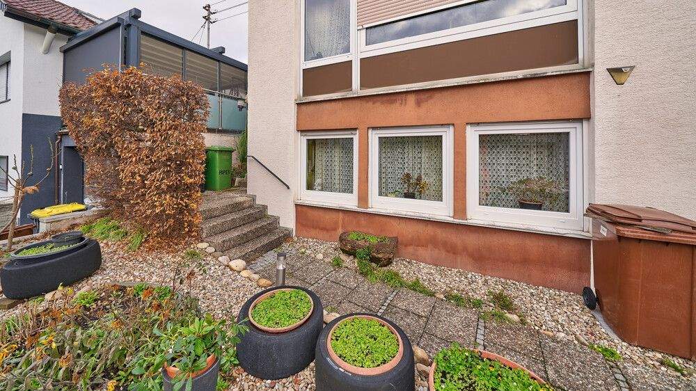 Ansprechendes Einfamilienhaus mit Garten und eigener Garage, in bester Lage von Neckarweihingen! 5 zimmer