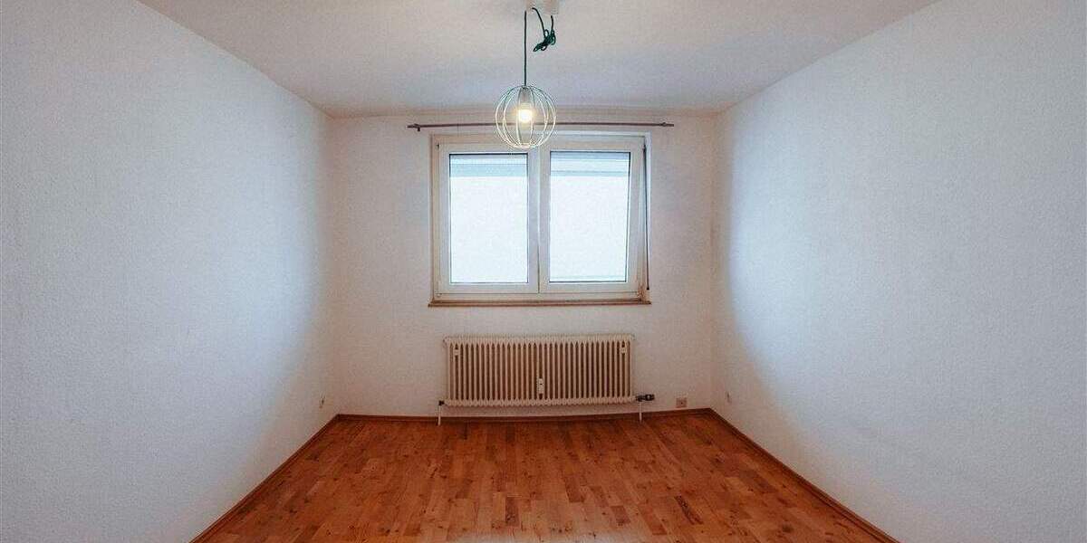 Etagenwohnung Sindelfingen Maichingen - 3 Zimmer, 99 m&sup2;, 330.000&euro; | Angebot:23964901