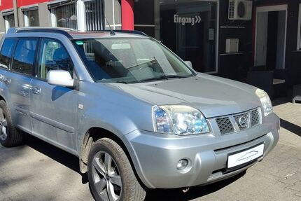 Nissan X-Trail 242.000 km 2.400 &euro; Remshalden 73630