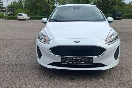 Ford Fiesta 128.000 km 7.499 &euro; stuttgart 70469
