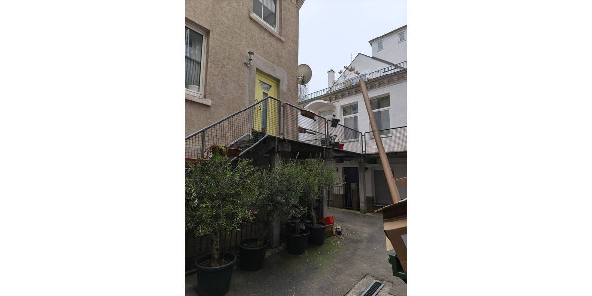 Etagenwohnung Stuttgart Süd - 2 Zimmer, 42 m&sup2;, 275.000&euro; | Angebot:26080177