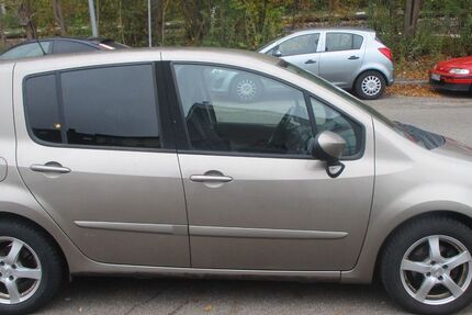 Renault Modus 147.500 km 3.499 &euro; Böblingen 71032
