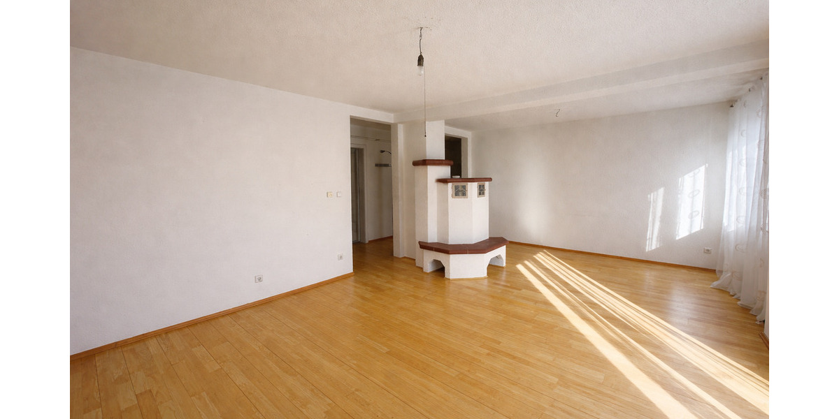 Mehrfamilienhaus, Wohnhaus Stuttgart Degerloch - 8 Zimmer, 181 m&sup2;, 749.000&euro; | Angebot:25836698
