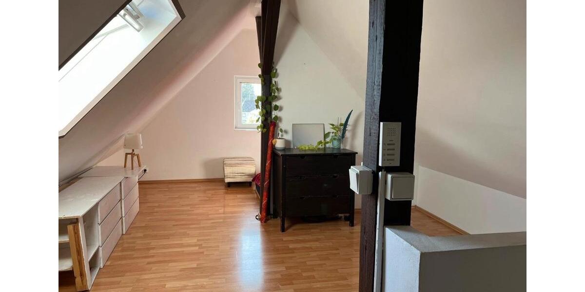 Dachgeschoßwohnung Fellbach Oeffingen - 1 Zimmer, 44 m&sup2;, 650&euro; | Angebot:26577695