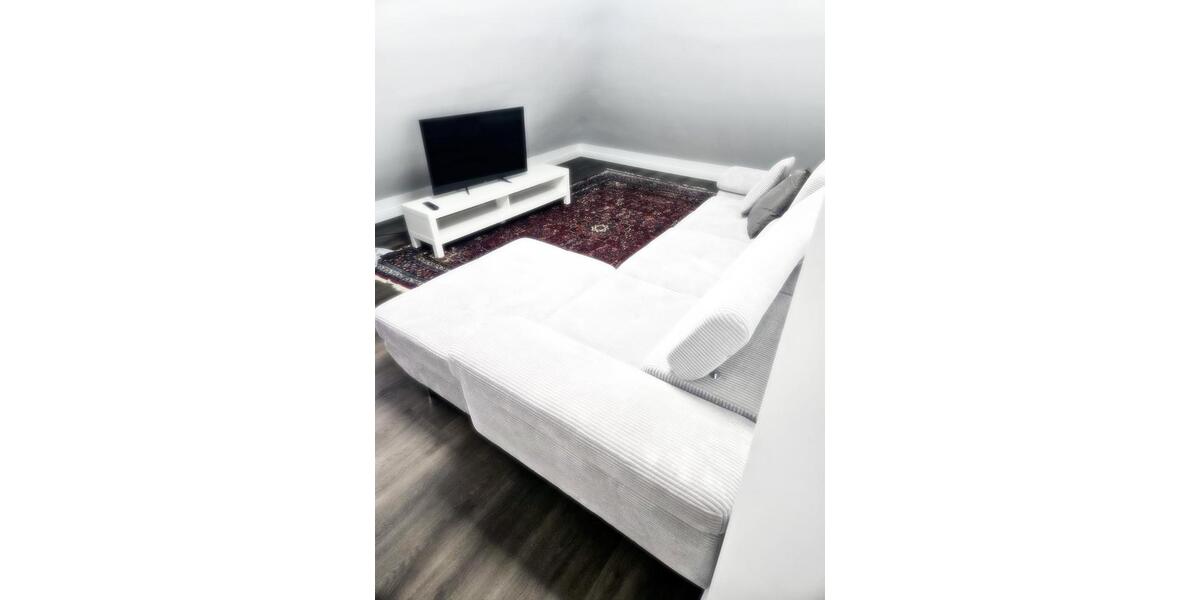 Dachgeschoßwohnung Stuttgart Feuerbach - 3 Zimmer, 65 m&sup2;, 1.200&euro; | Angebot:25547181