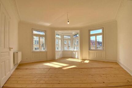 Wohnung Stuttgart Lehen - 3 Zimmer, 88 m&sup2;, 2.100&euro; | Angebot:26196239