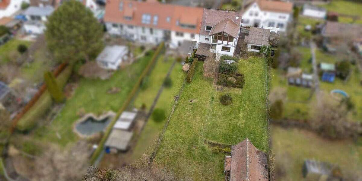 Einfamilienhaus Stuttgart Büsnau - 8 Zimmer, 149 m&sup2;, 820.000&euro; | Angebot:25567458