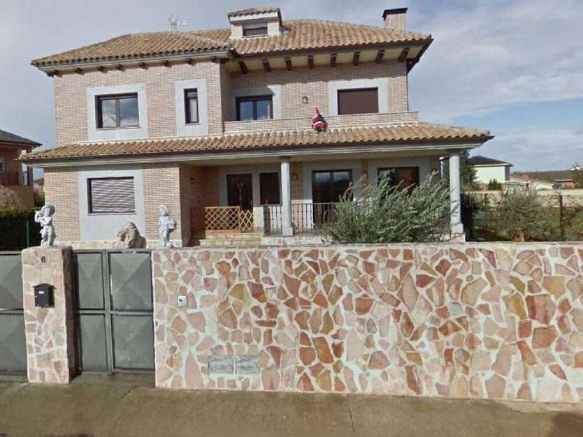 Haus zum Kaufen in Morales del Vino 453.500 € 595 m²