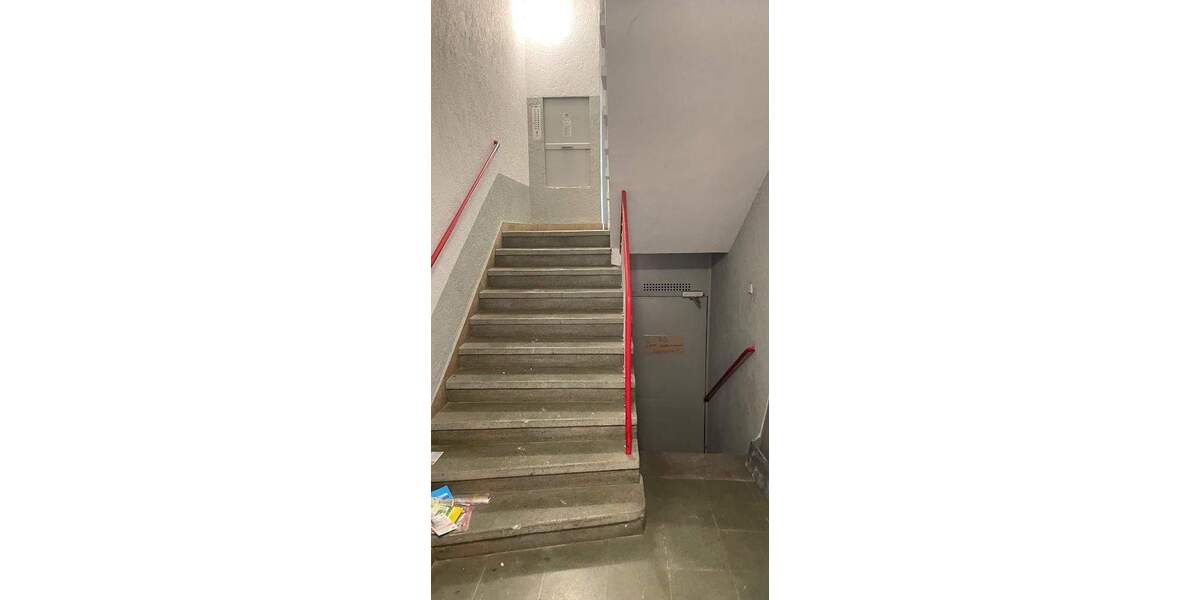 Etagenwohnung Stuttgart Ost - 3 Zimmer, 72 m&sup2;, 900&euro; | Angebot:25275615