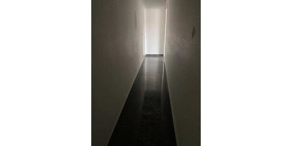 Einfamilienhaus Nürtingen - 6 Zimmer, 250 m&sup2;, 2.300&euro; | Angebot:25047803