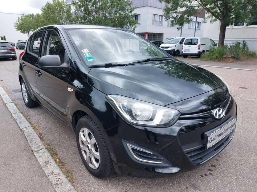 i20