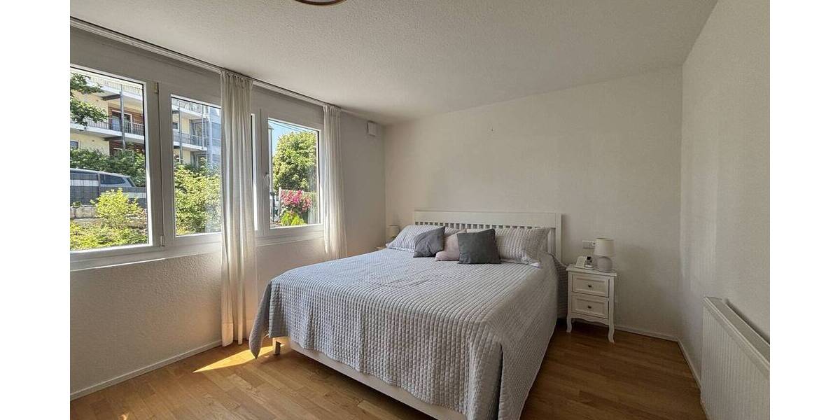 Reihenmittelhaus Freiberg am Neckar / Heutingsheim Heutingsheim - 4 Zimmer, 134 m&sup2;, 2.100&euro; | Angebot:26917533