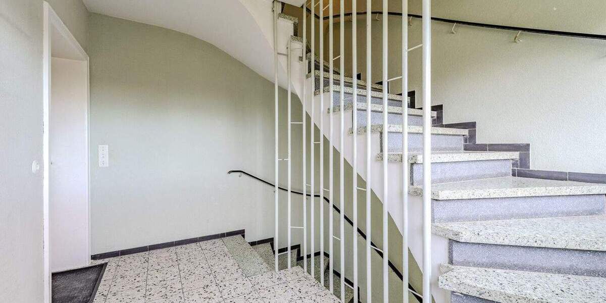 Mehrfamilienhaus, Wohnhaus Sindelfingen / Maichingen Maichingen - 8 Zimmer, 145 m&sup2;, 695.000&euro; | Angebot:24251105