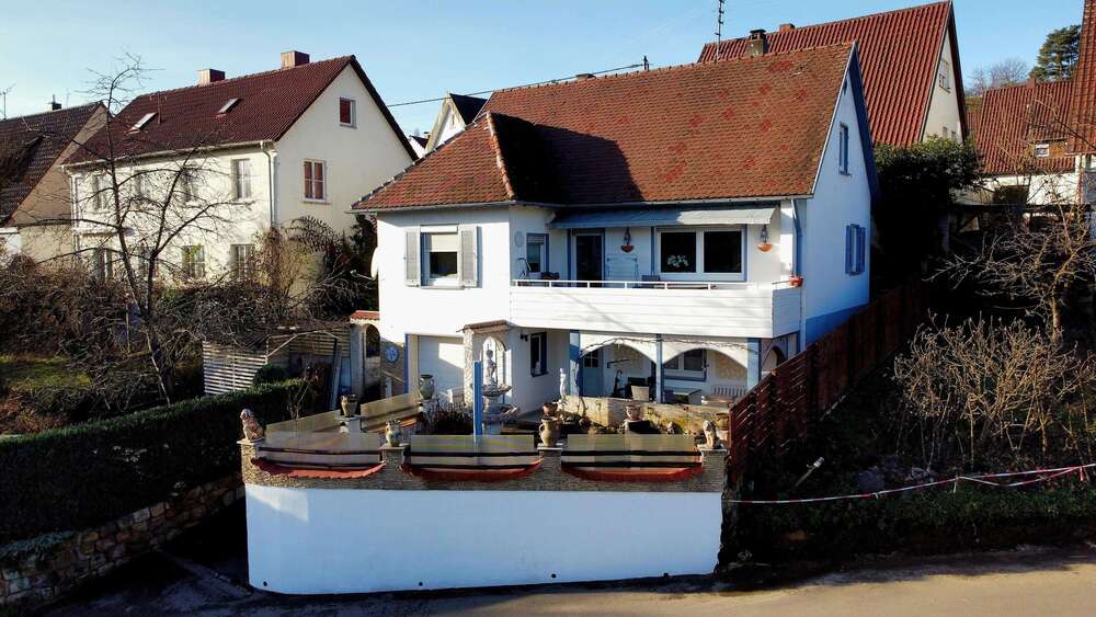 Einfamilienhaus Nürtingen - 4 Zimmer, 105 m&sup2;, 375.000&euro; | Angebot:25198381