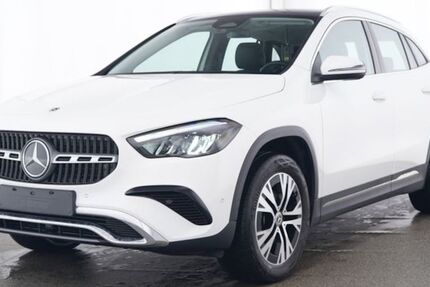 Mercedes-Benz GLA 200 8.700 km 33.900 &euro; Ehningen 71139