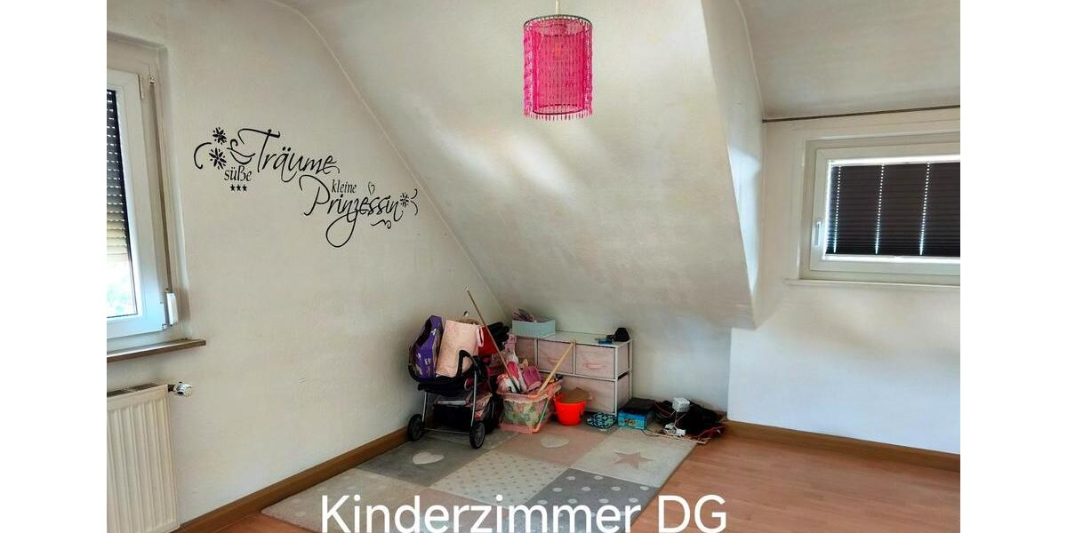 Mehrfamilienhaus, Wohnhaus Esslingen am Neckar Hegensberg - 11 Zimmer, 246 m&sup2;, 699.000&euro; | Angebot:27088353