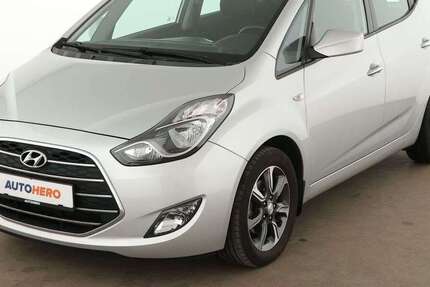 Hyundai iX20 110.937 km 11.490 &euro; Stuttgart 70195