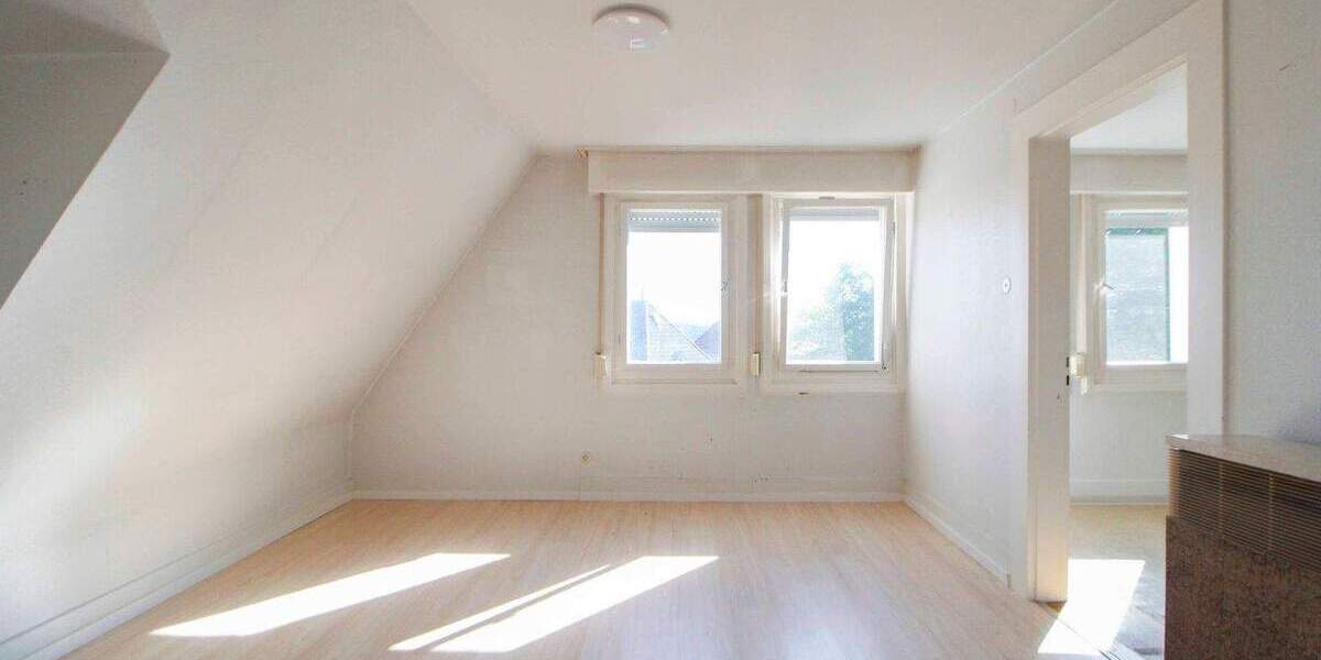Mehrfamilienhaus, Wohnhaus Stuttgart Botnang - 9 Zimmer, 204 m&sup2;, 1.200.000&euro; | Angebot:25043366