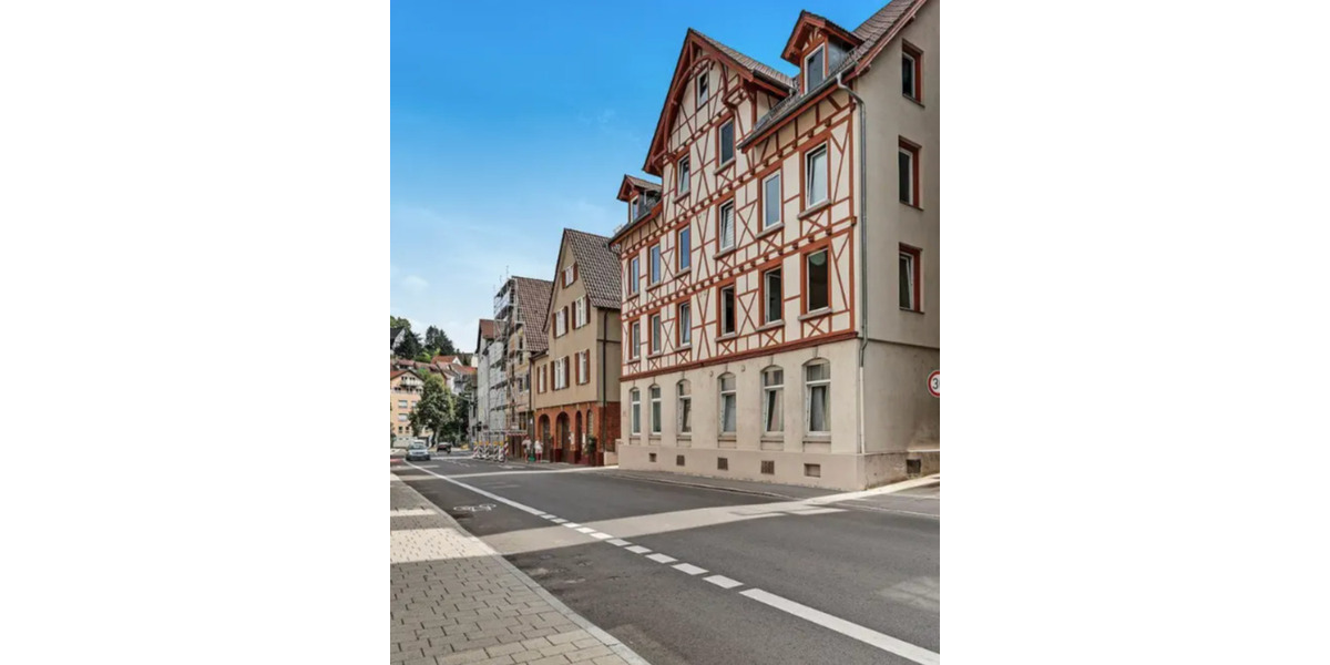 Dachgeschoßwohnung Esslingen am Neckar - 2.5 Zimmer, 49 m&sup2;, 900&euro; | Angebot:24615012