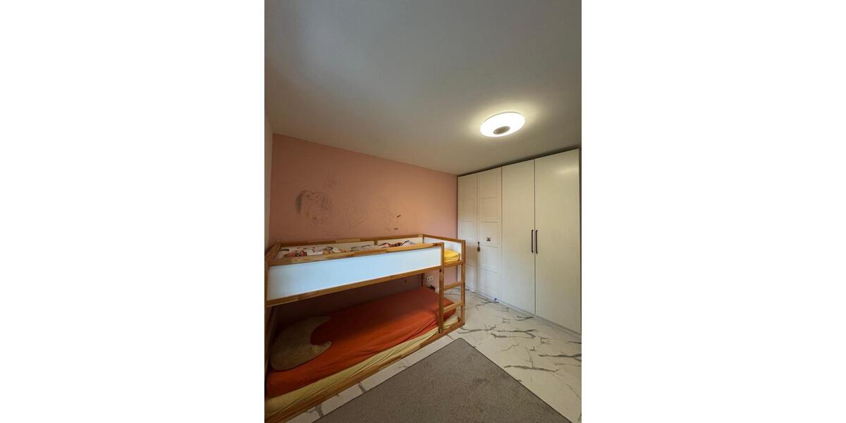 OHNE MAKLERPROVISION! 4,5 Zimmer auf 92 qm, 2021 Saniert 4.5 zimmer