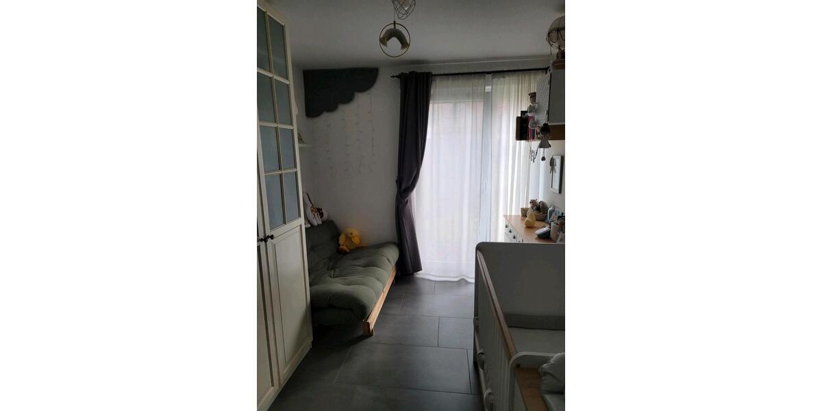 Schöne 3,5 Zimmer Wohnung mit Garten in Freiberg a.N. 3 zimmer