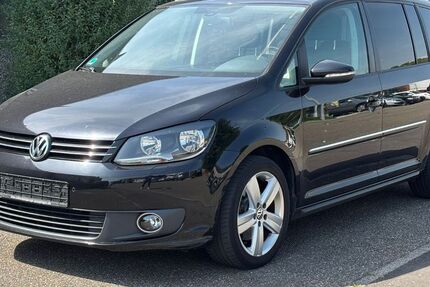 VW Touran 148.791 km 8.950 € Waiblingen 71334