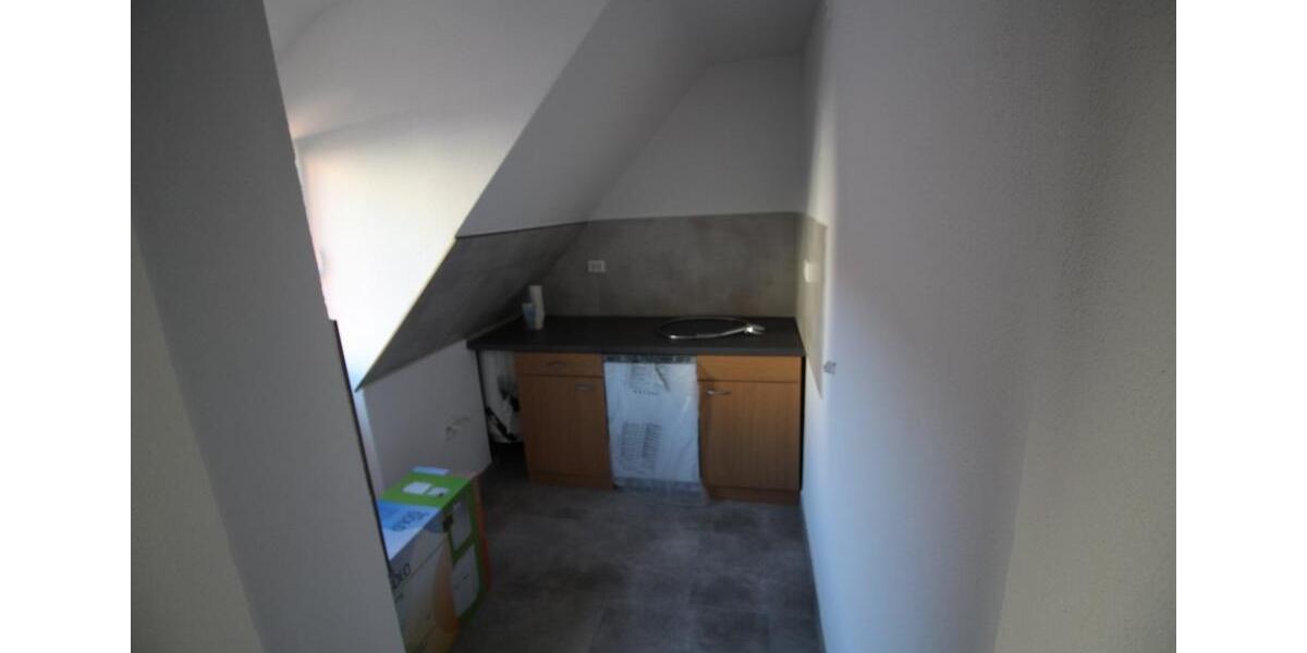 Mehrfamilienhaus, Wohnhaus Stuttgart Stuttgart-Süd - 9 Zimmer, 163 m&sup2;, 575.000&euro; | Angebot:26058984