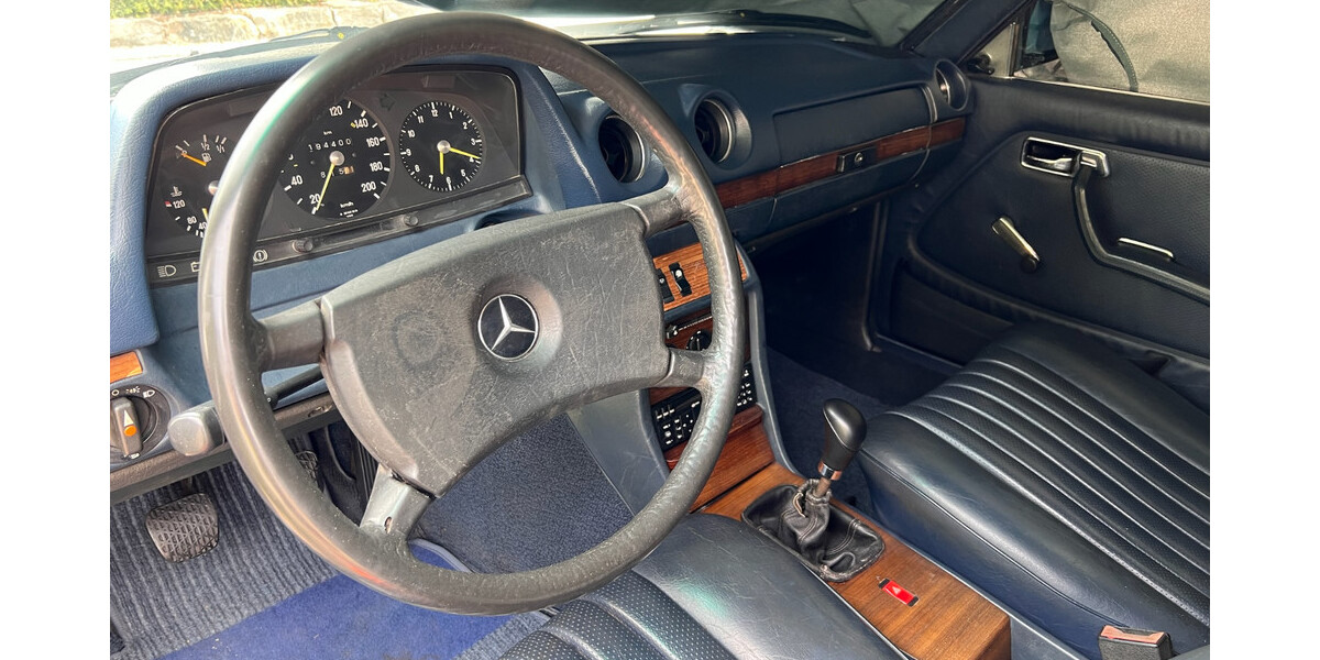 Mercedes-Benz Coupé 194.400 km 8.888 € Tiefenbronn 75233